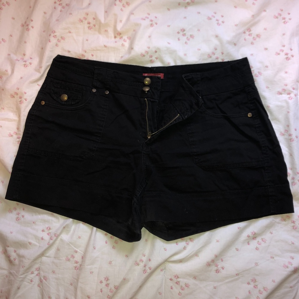 Black Material Shorts, Great condition db est 1962